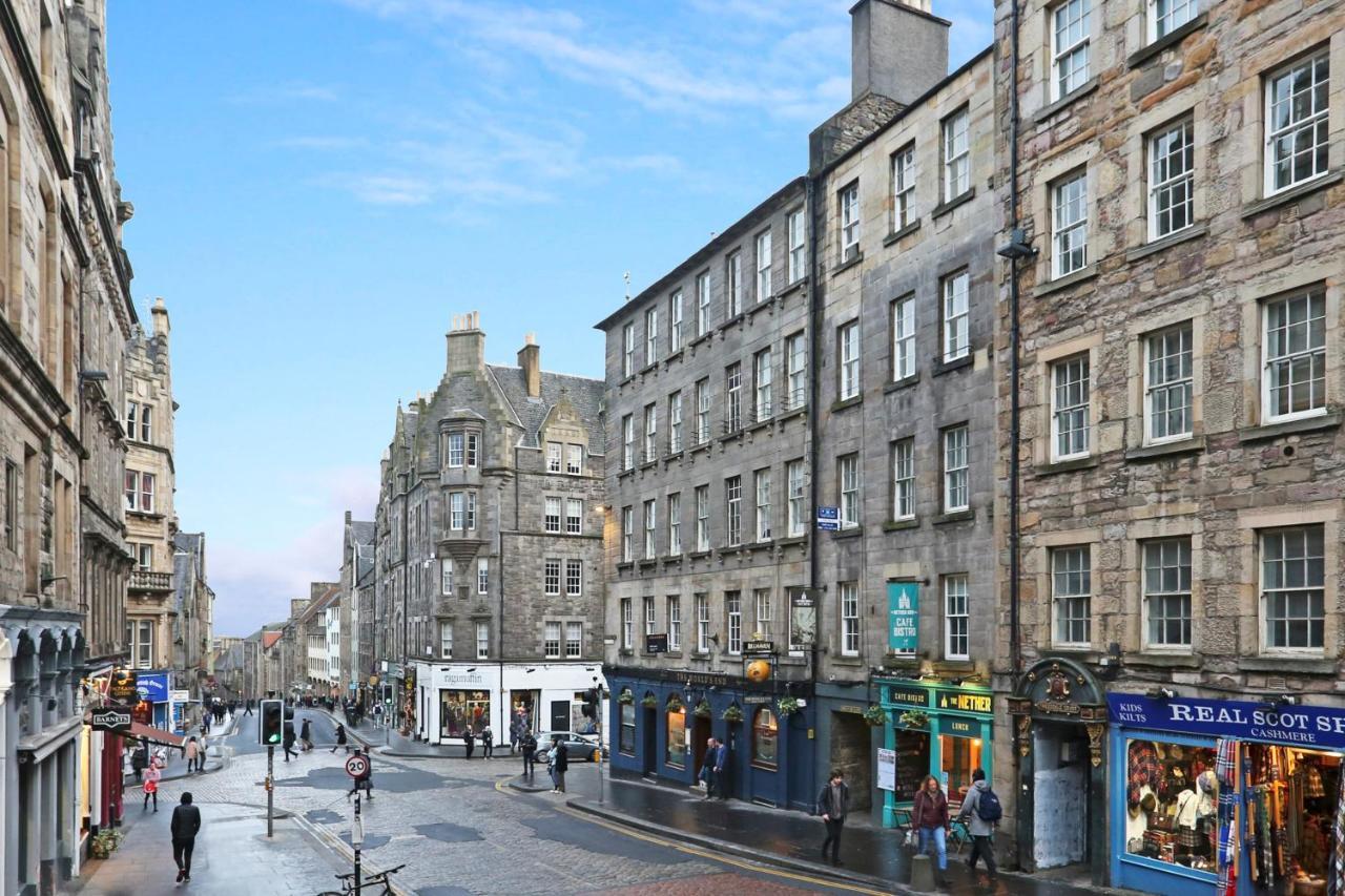 דירות אדינבורו Joivy Modern And Airy Flat On The Historic Royal Mile מראה חיצוני תמונה