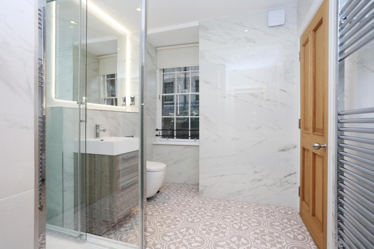 דירות אדינבורו Joivy Modern And Airy Flat On The Historic Royal Mile מראה חיצוני תמונה
