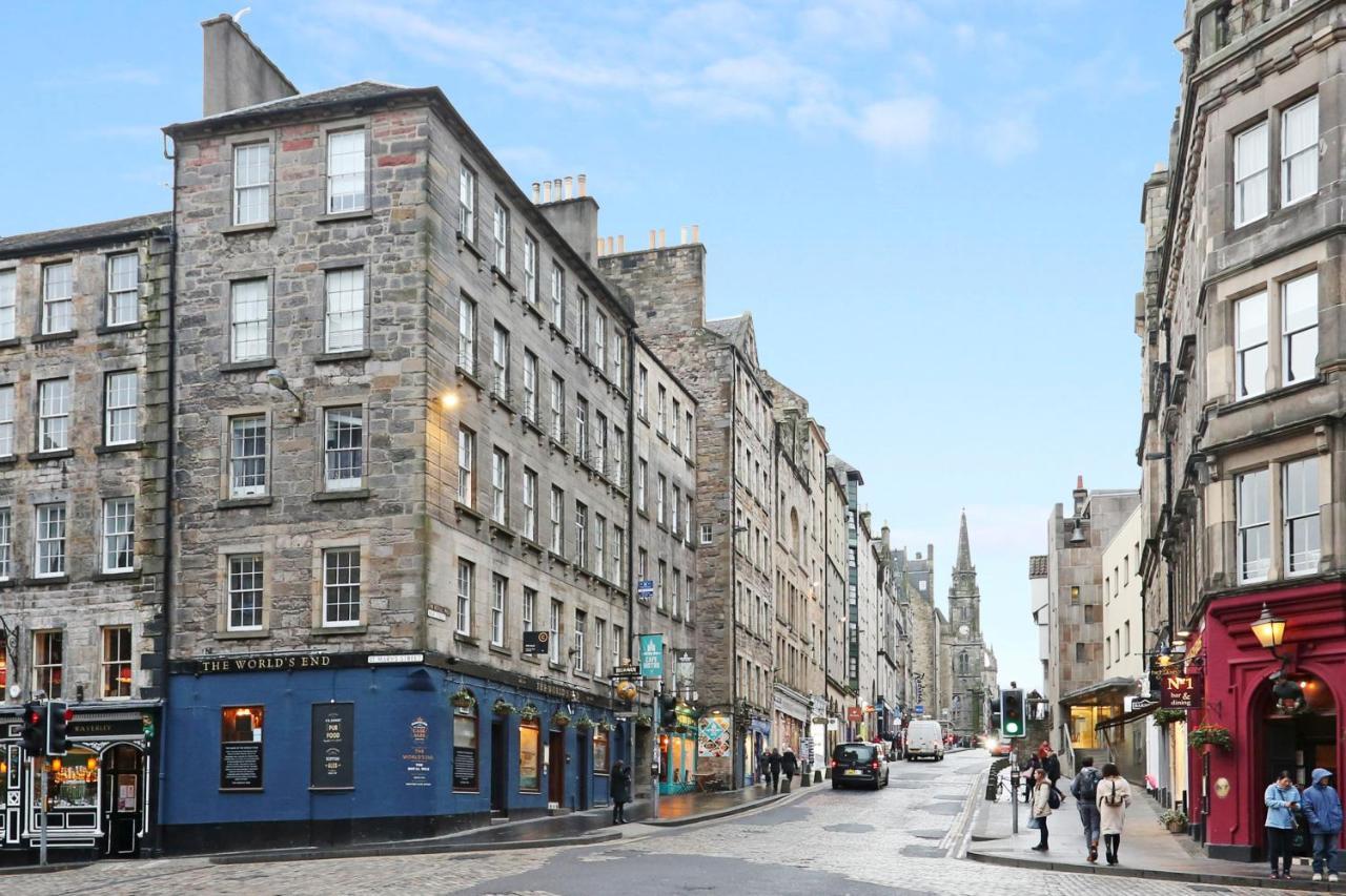 דירות אדינבורו Joivy Modern And Airy Flat On The Historic Royal Mile מראה חיצוני תמונה